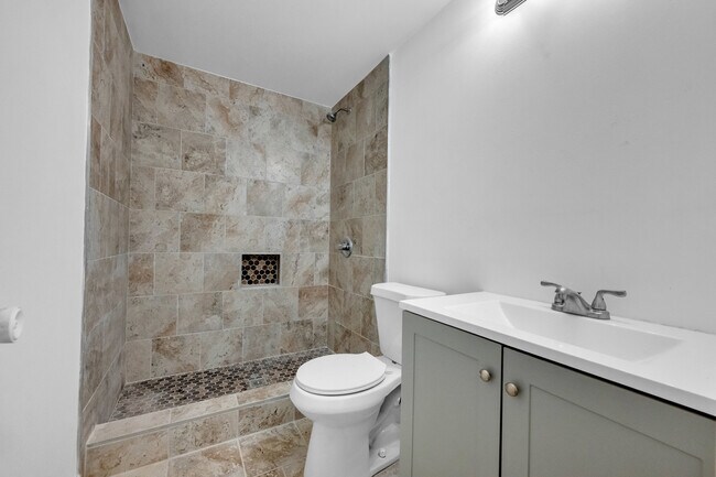 Building Photo - 4919 Court R