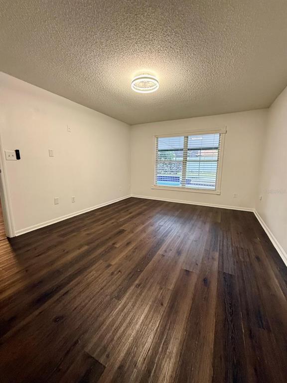 Building Photo - 8143 Chelsworth Dr