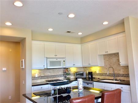 Building Photo - 5401 W 149th Plz