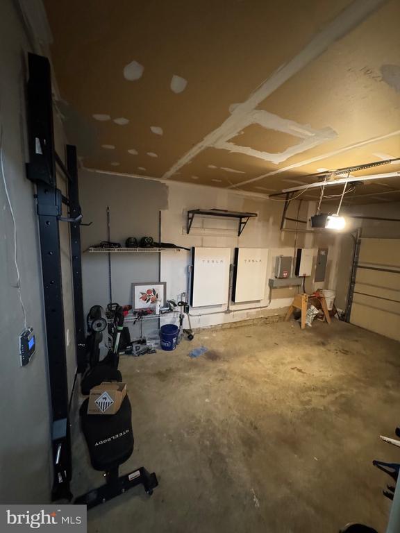 Building Photo - 8834 Chiswick Ct