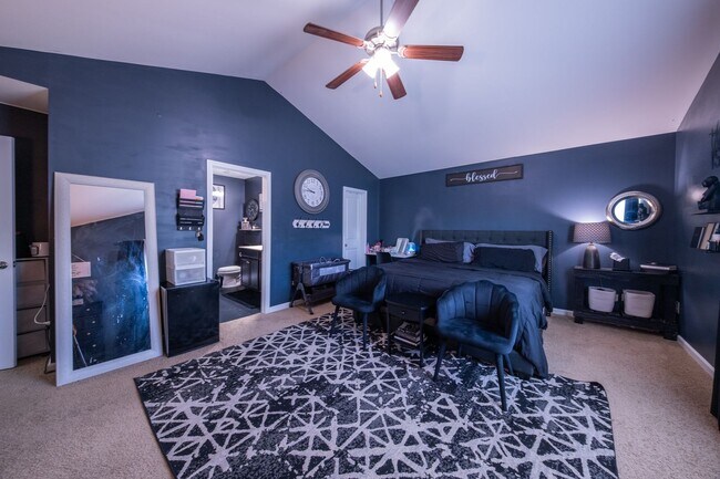 Building Photo - 4 Bedrooms | 2.5 Bathrooms | 2,032 Sq. Ft