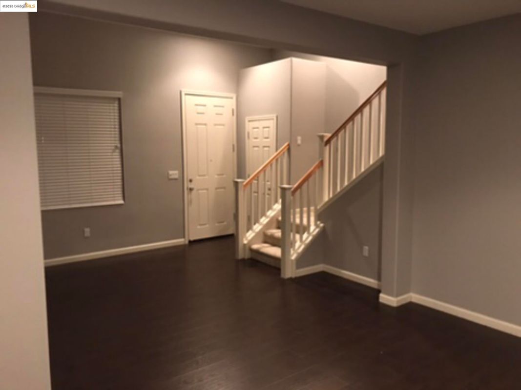 Building Photo - 482 Crimson Clover Ct