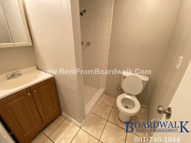 Building Photo - 759/761 Jackson Ave