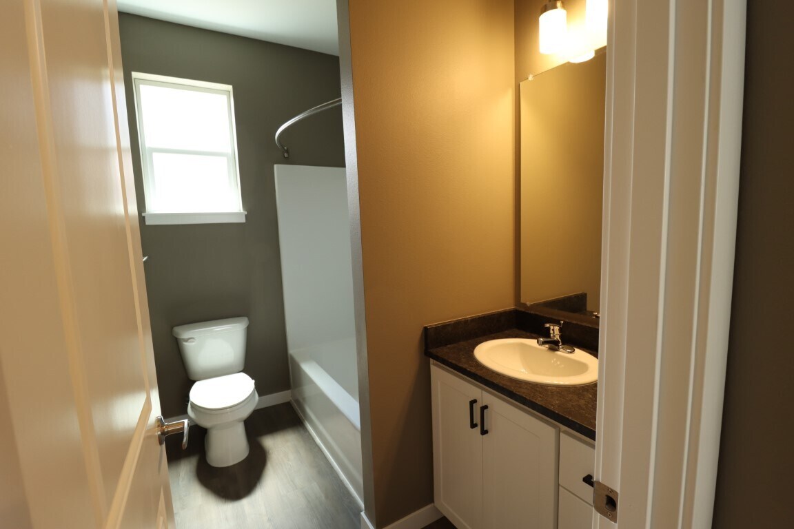 Building Photo - 6929 Osprey Ct SE