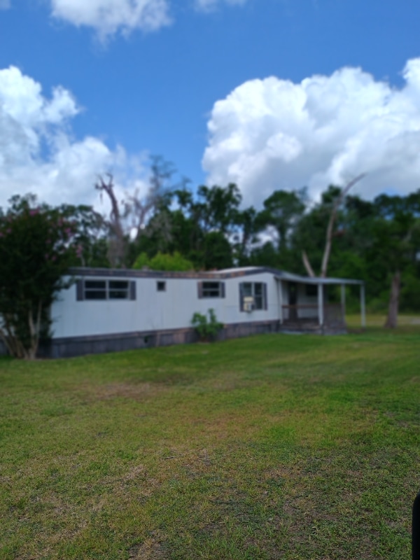Building Photo - 140 NW Deer Run Gln