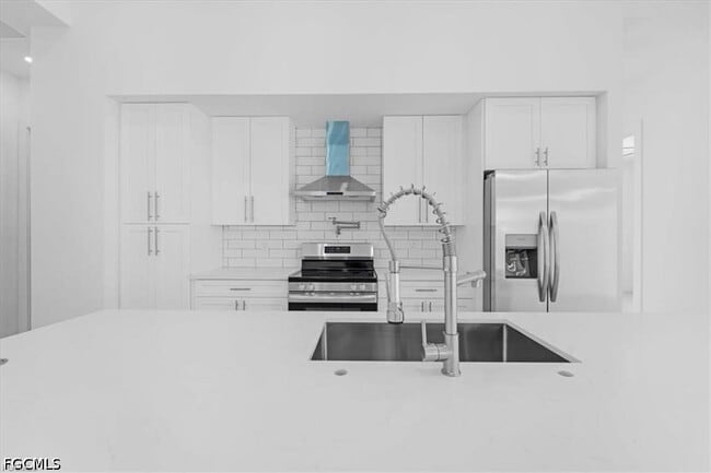 Building Photo - 3234 NW 21st Terrace