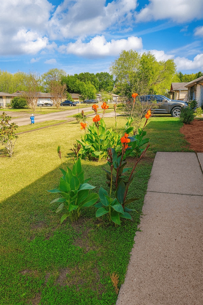 Building Photo - 6631 Indian Falls Dr