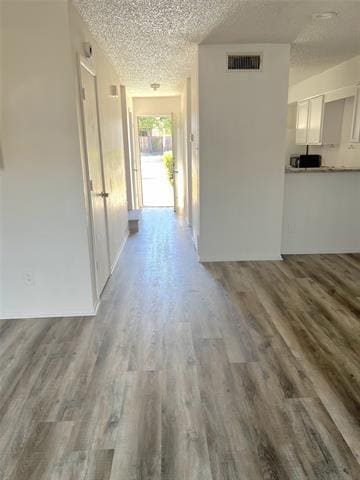 Building Photo - 103 S Las Vegas Trail