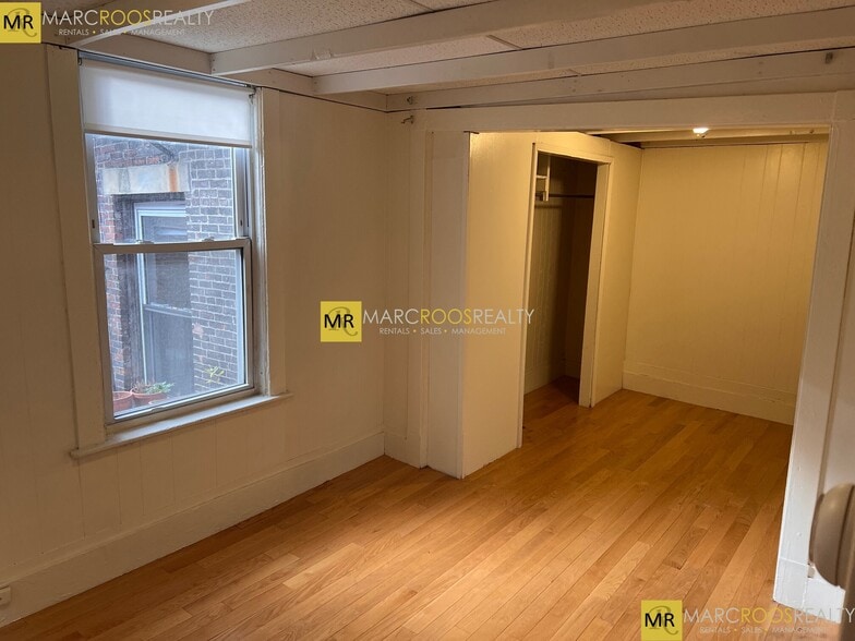 Building Photo - 288 Cambridge St