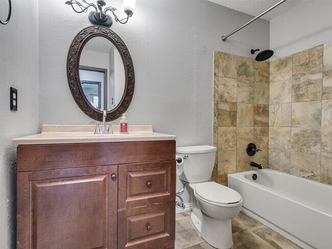 Building Photo - 1827 Polley Ct