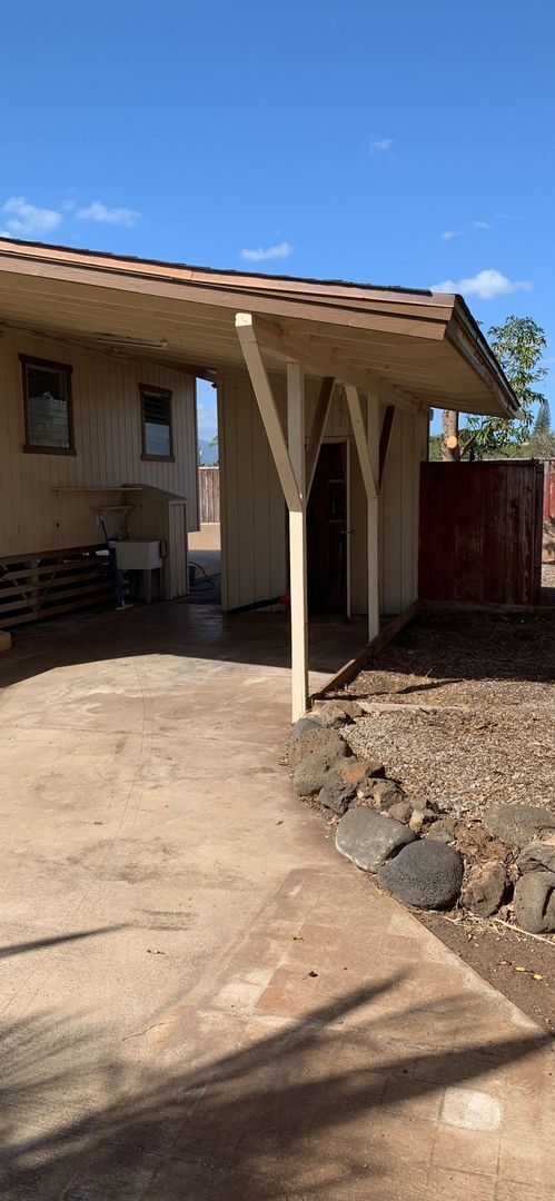 Building Photo - Unfurnished 1 bd. 1 bath cottage. Availabl...