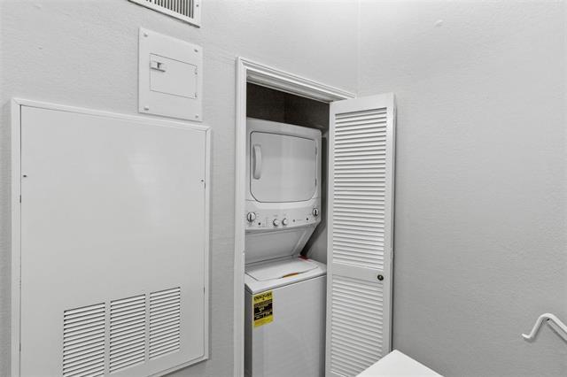 Building Photo - 3201 Donnelly Cir