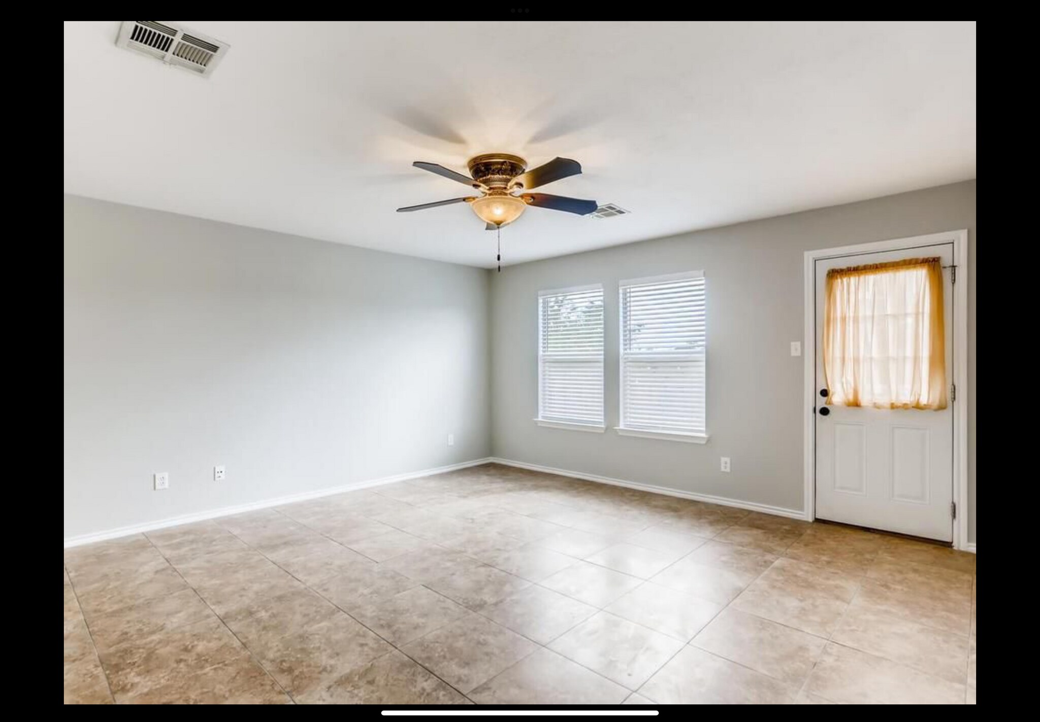 Building Photo - 608 Sherry Dr