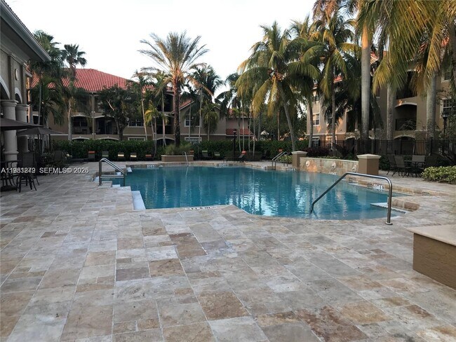 Building Photo - 151 SW 117th Ave