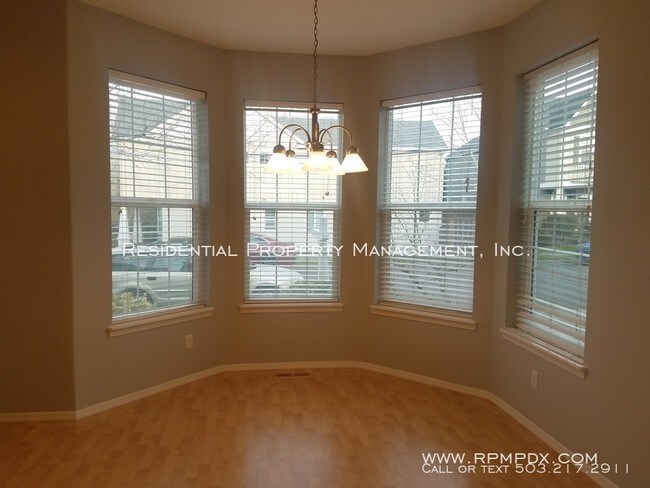 Building Photo - 2 Story Home in Arbor Vineyards neighborhood!