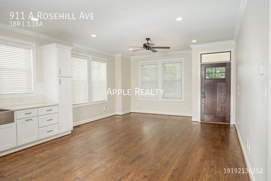 Building Photo - 911 Rosehill Ave