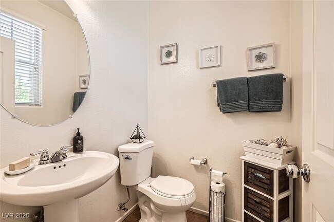 Building Photo - 8252 S Pearl Oasis Ct