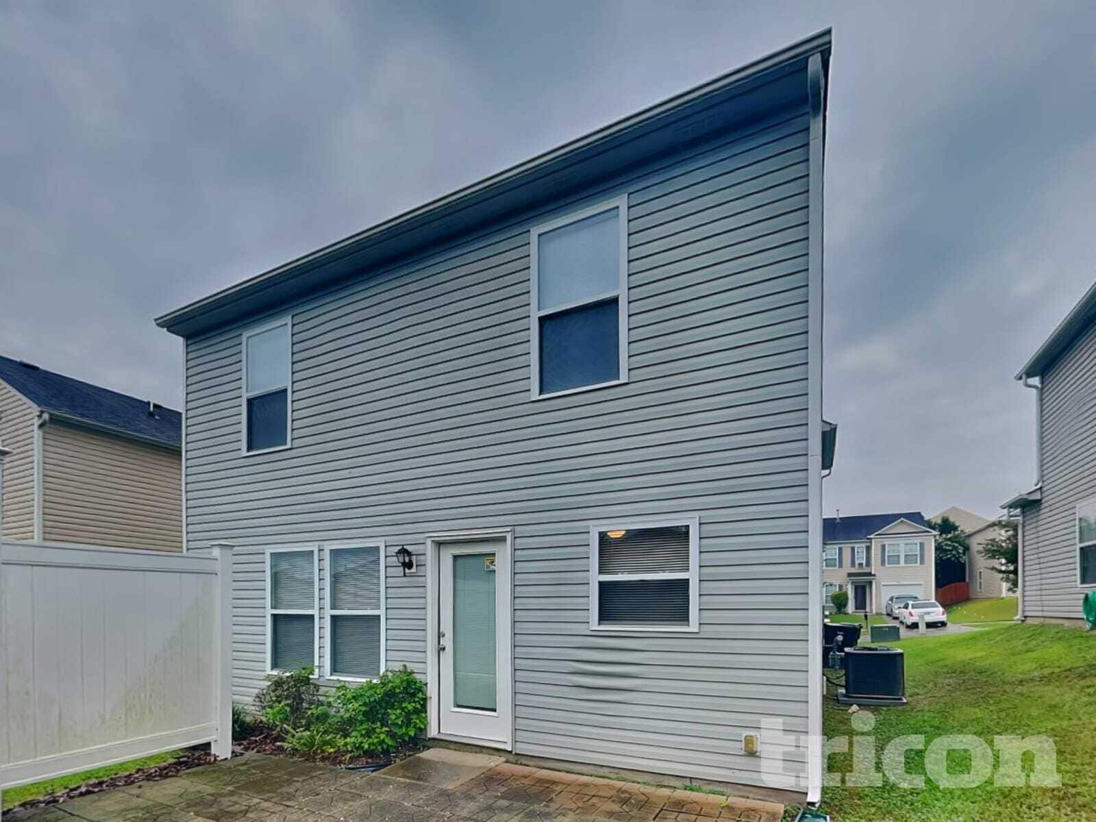 Building Photo - 947 Littleton Dr