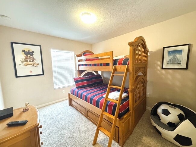 Building Photo - 3078 Seaview Castle Dr