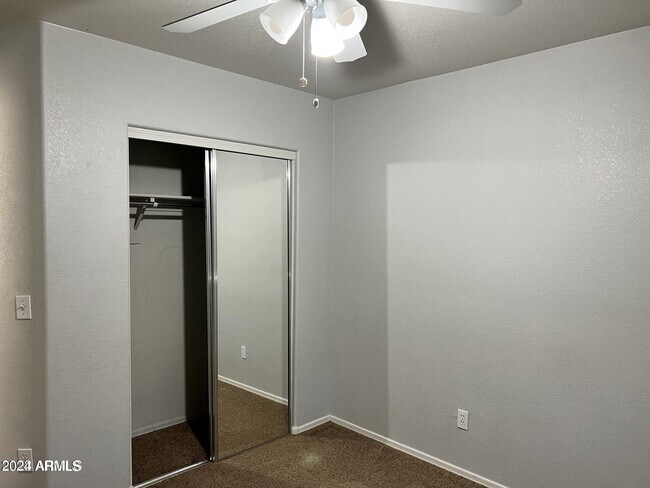 Building Photo - 3943 E Jasper Dr