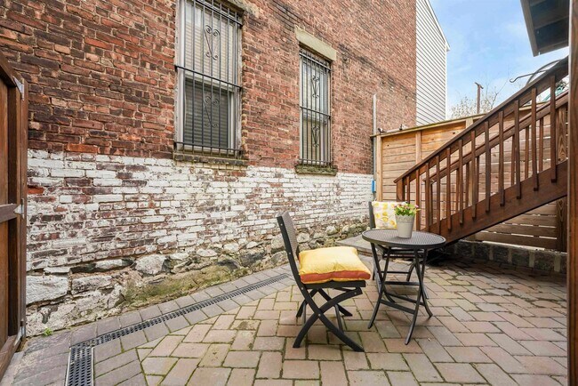 Building Photo - 49A South St