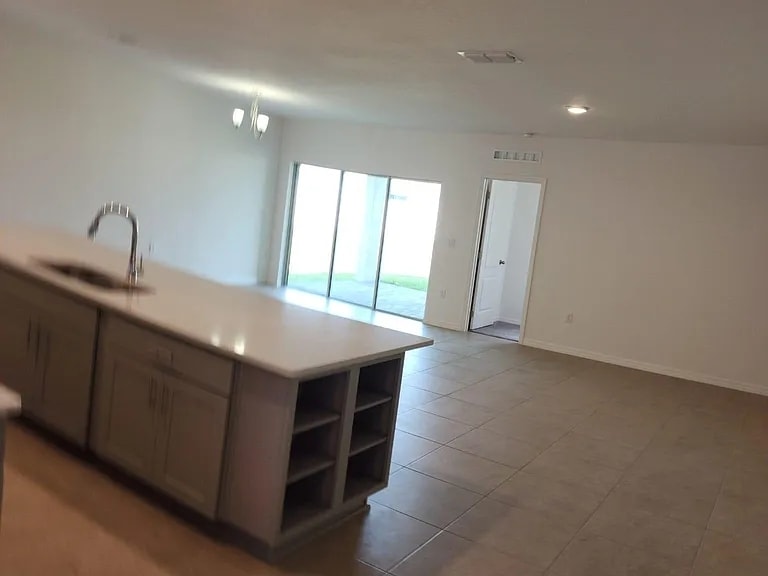 Building Photo - 1166 Oak Bluff Dr