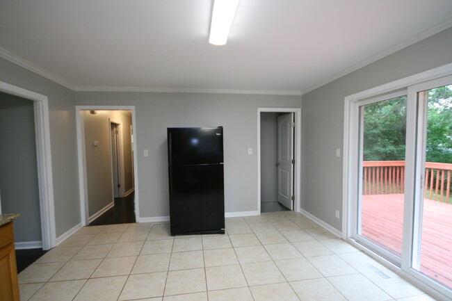 Building Photo - 3126 Las Animas Ave NW