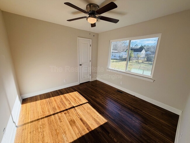 Building Photo - 4720 Pawnee Trail