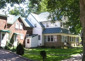 Building Photo - 1402 Willis Ave