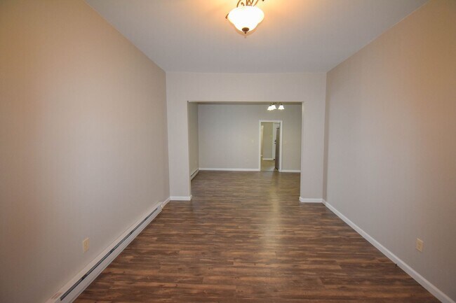 Building Photo - RASK209
