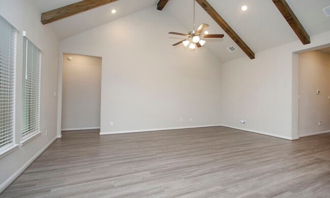 Building Photo - 31611 Lyle Mnr Dr