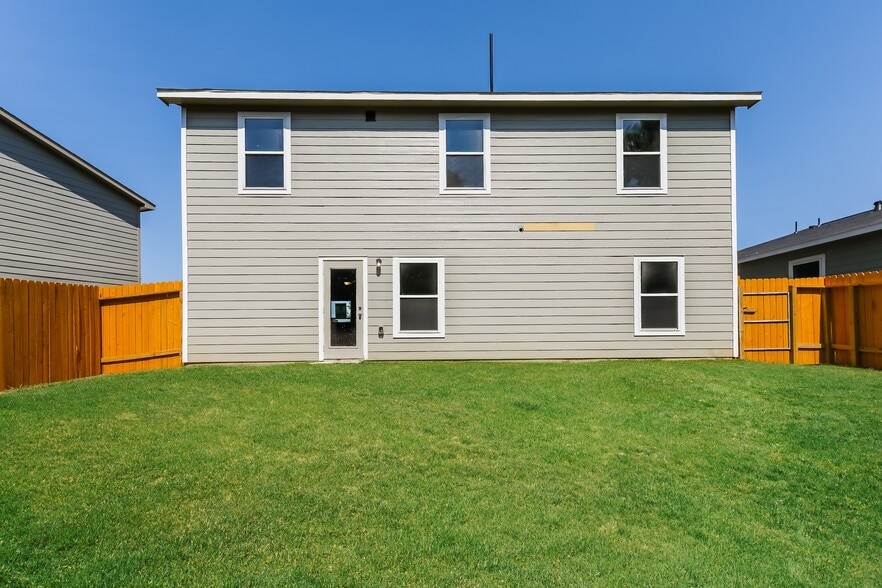 Building Photo - 13027 S Green Wing Cir