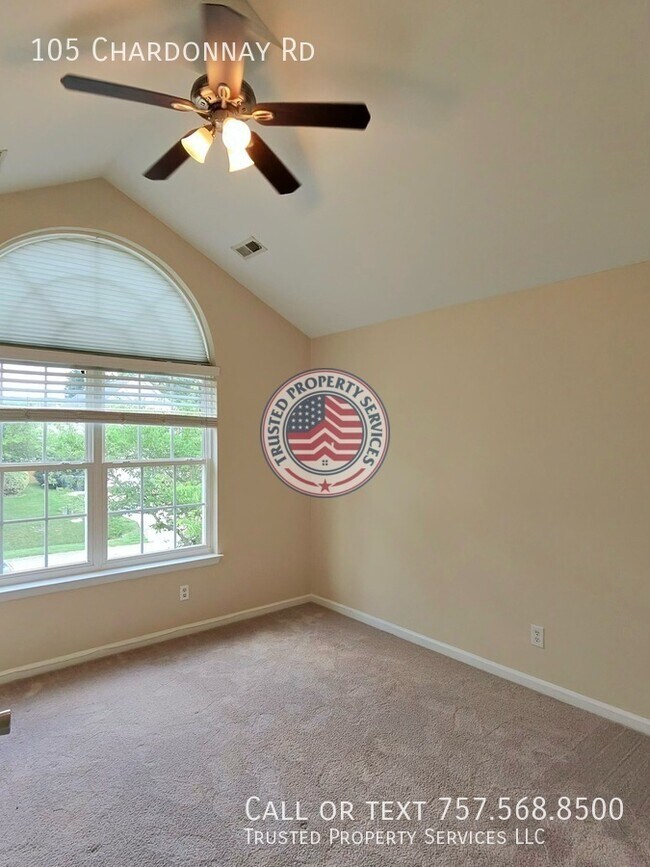 Building Photo - 105 Chardonnay Rd
