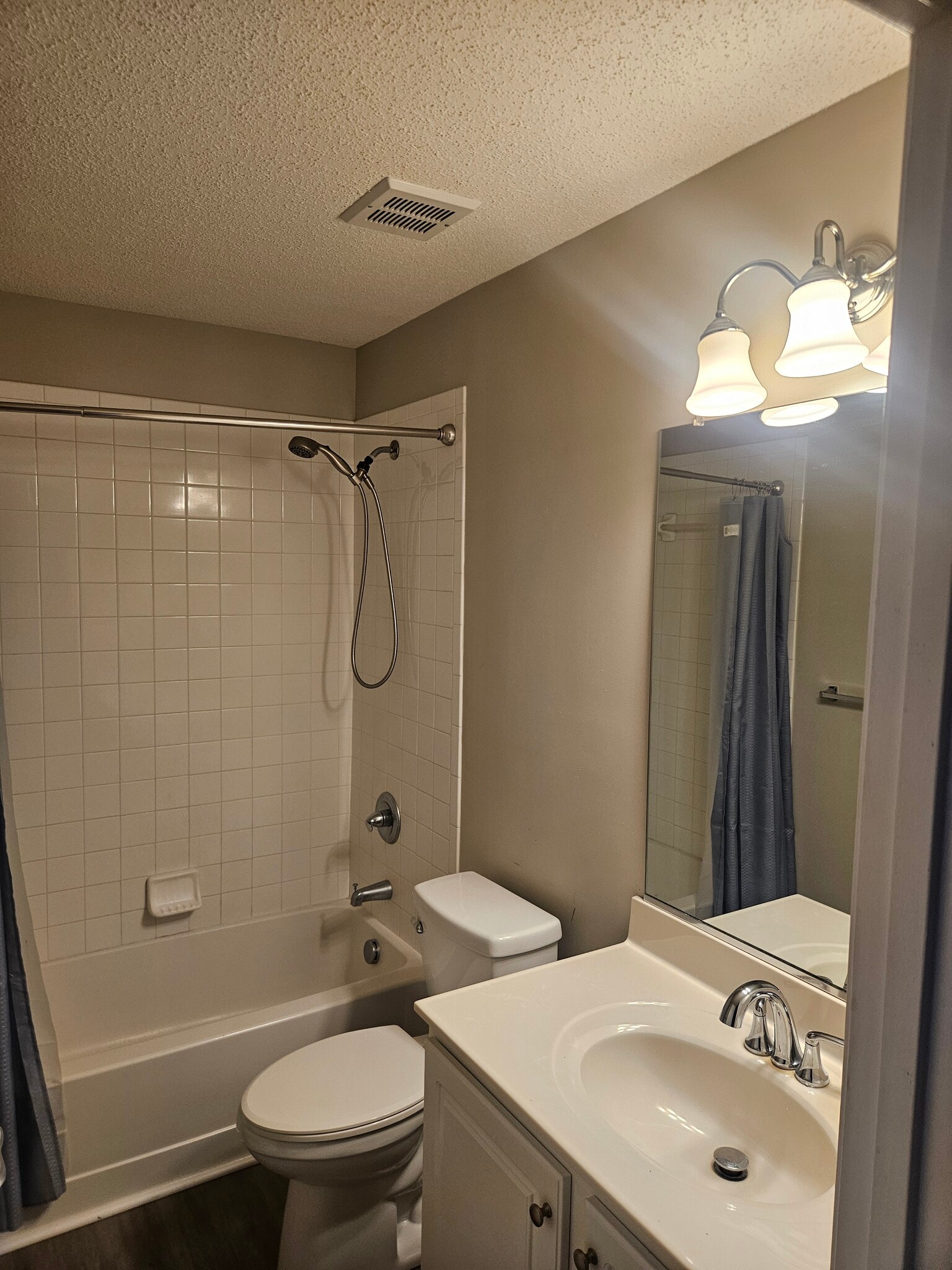 Building Photo - 1710 Duntrune Gln