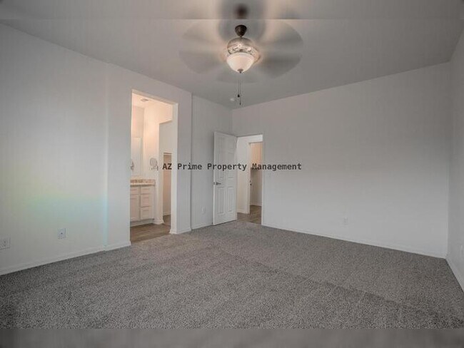 Building Photo - 8477 W Concordia Dr