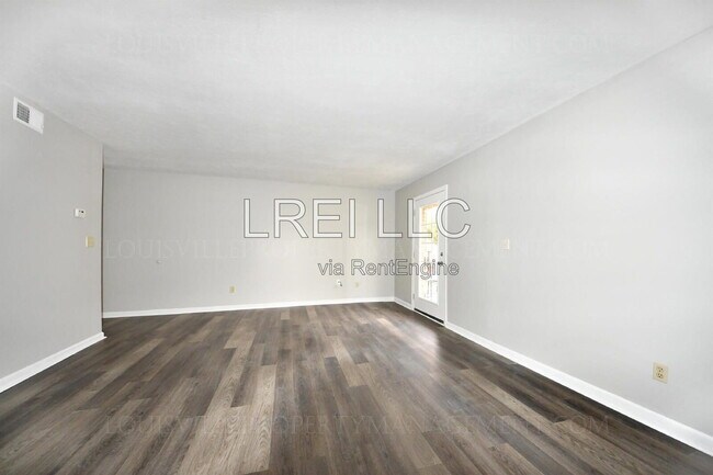 Building Photo - 1568 Illinois Rd
