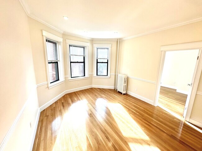 Building Photo - 1340 Commonwealth Ave