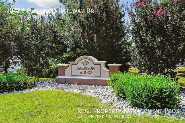 Building Photo - 18483 Quantico Gateway Dr