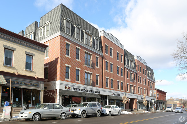 Primary Photo - South & Hickory Place