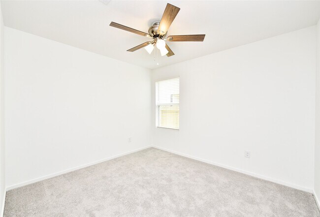 Building Photo - 10218 Prairie Dunes Ln