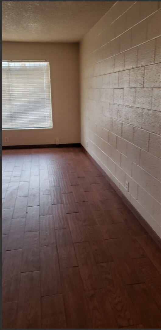Building Photo - 1 Bedroom 1 Bath In Central Las Vegas