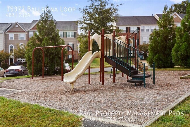 Building Photo - 15373 Ballerina Lp