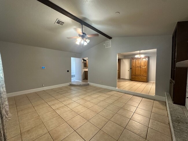 Building Photo - 312 S Avery Dr