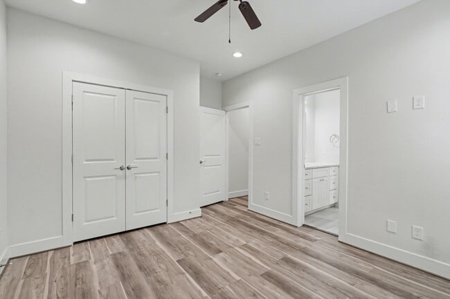 Building Photo - 2502 W Tidwell Rd