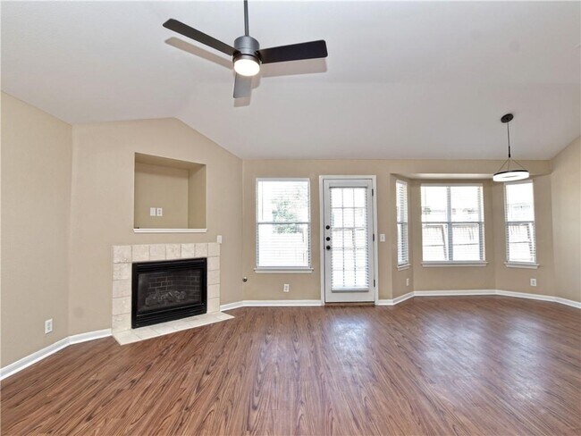 Building Photo - 7220 Black Panda Trail