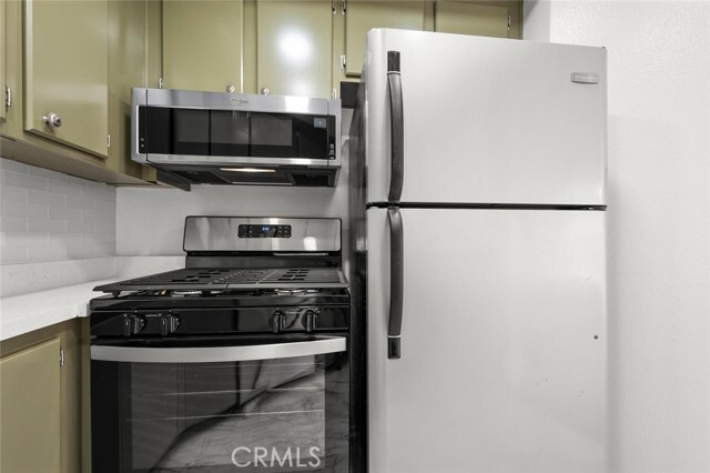 Building Photo - 1048 Calle Del Cerro