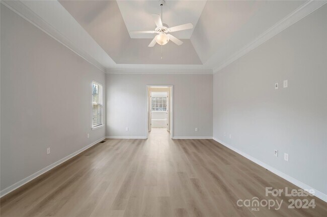 Building Photo - 20309 Northport Dr