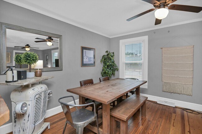 Building Photo - Walkable State Street Gem in the Heart of West Columbia