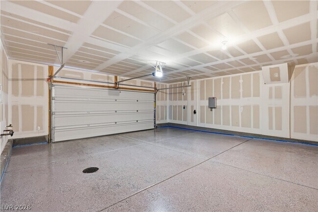 Building Photo - 6126 Garden Oasis St
