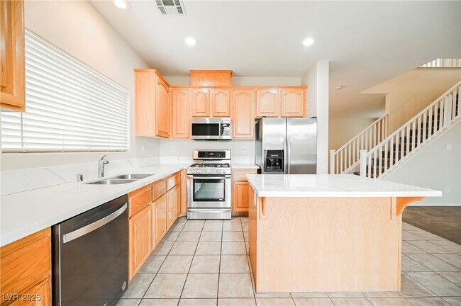 Building Photo - 764 La Tosca St